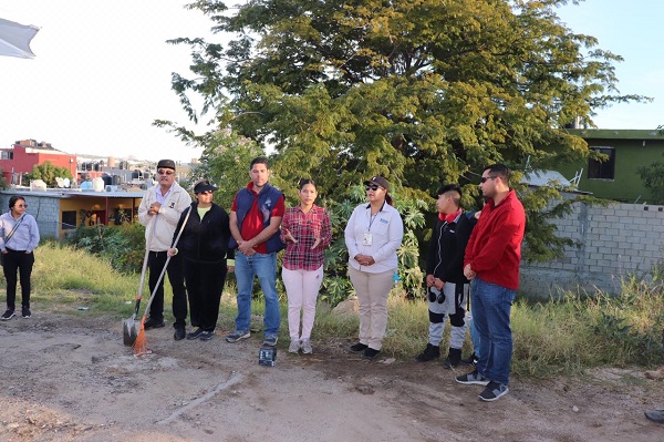 03 Direcciones municipales de la XIII Administración, realizan campañas de limpieza en colonias de Los Cabos.jpg 5