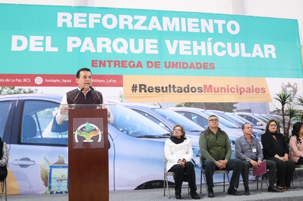ENTREGA PARQUE VEHICULAR (3)