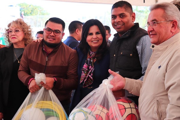 Nota 05 Se siguen rompiendo récords de atención en las audiencias públicas por la XIII Administración Municipal (5)