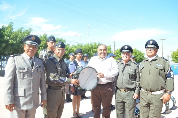 Pies de Foto 290220 - 3