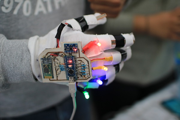 Medalla-bronce-UABCS-robótica- (1)