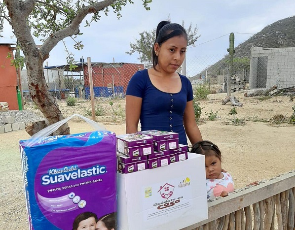 01 Familias de 16 colonias de Cabo San Lucas se benefician con la entrega de apoyos que realiza el Gobierno de Los Cabos casa por casa