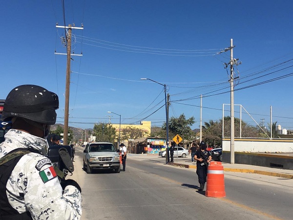 04 Ante la contingencia por COVID-19, Instituciones de Seguridad instalan Puestos Informativos en Los Cabos 2