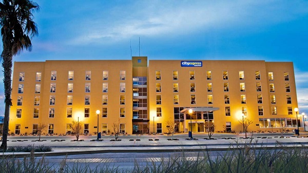 hotel-la-paz-city-express-fachada