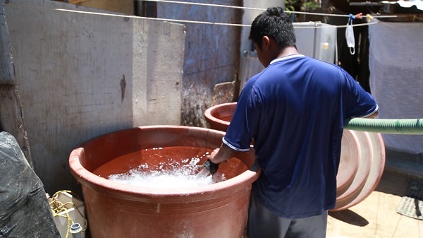 02 Reconocen ciudadanos el apoyo del Oomsapas Los Cabos, al suministrar agua de manera gratuita 4