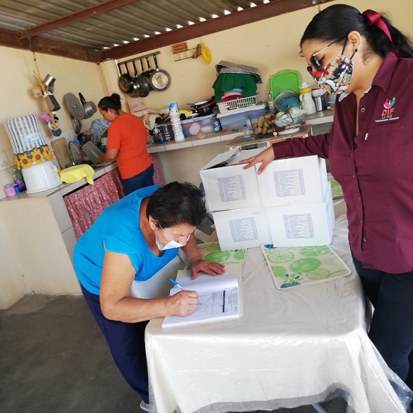 ENTREGA DE APOYOS ZONA RURAL (2)