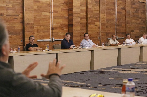 PRINCIPAL_CMD REUNIÓN EMPRESARIOS (1)