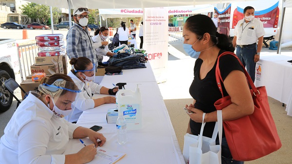 01 El Gobierno de Los Cabos acerca servicios médicos y sociales a las colonias del municipio, respetando las medidas del Sector Salud 1
