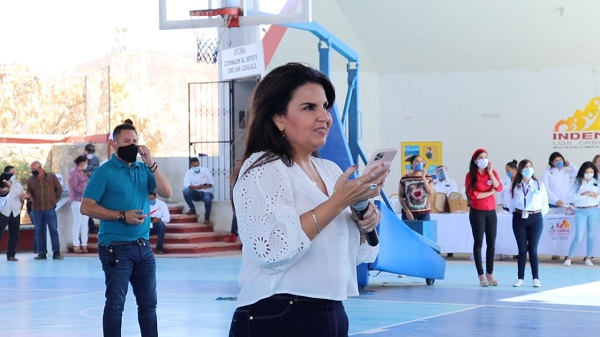 01 Estoy cumpliendo la palabra empeñada, tengo al mejor equipo de ciudadanos haciendo una nueva y mejor historia alcaldesa de Los Cabos 1