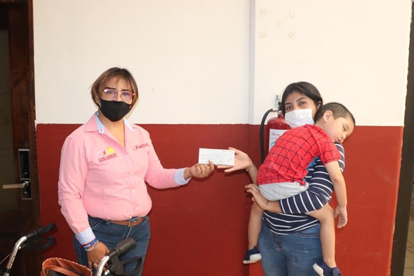 04 $190 mil pesos ha invertido el IMDIS para impulsar micro negocios a través de su programa “Emprender sin Barreras” 5