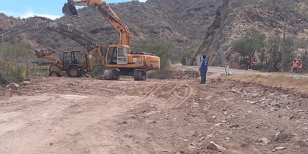 FOTO 1 RETOMAN LOS TRABAJOS DE LA OBRA CARRETERA 4CARRILES NOPOLO-PUERTO ESCONDIDO.