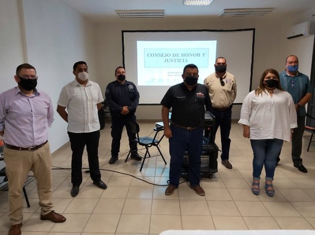 Celebración de la primera sesión del Consejo de Honor y Justicia