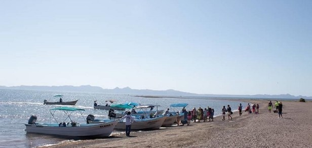 FOTO 1 FAVORABLE PARA PRESTADORES DE SERVICIOS LAS APERTURAS DEL TURISMO NÁUTICO Y TERRESTRE TURISMO MUNICIPAL.