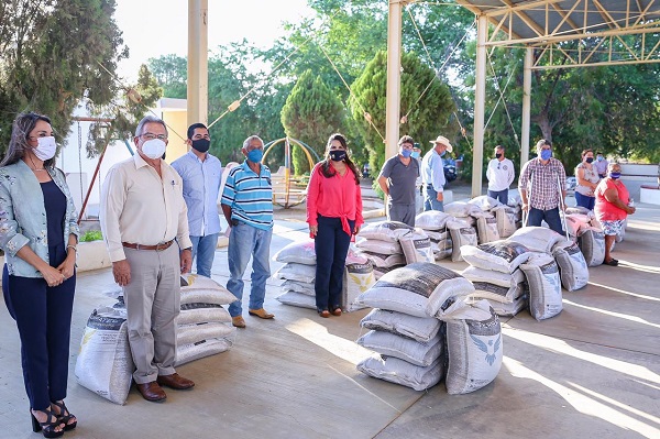 01 Apoyo al sector agrícola y ganadero- compromiso de la alcaldesa de Los Cabos 3