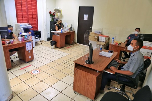 03 Más de 350 mil pesos en apoyos para ciudadanos de Los Cabos