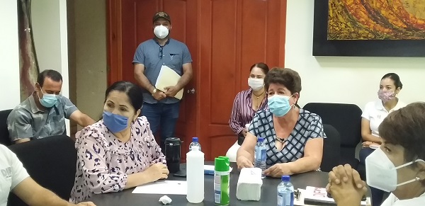 04 Personal de DIF Los Cabos atiende los refugios temporales habilitados por huracán “Genevieve” 2