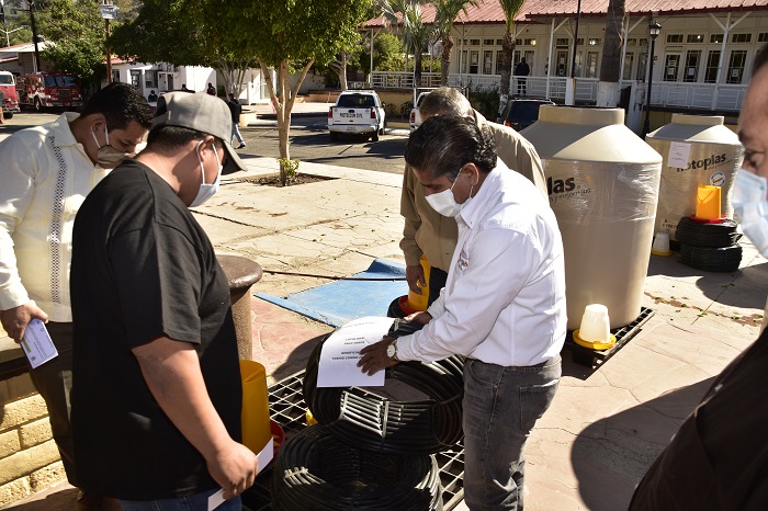 Segunda etapa de entrega de módulos tecnificados de riego por goteo para huertos de traspatio
