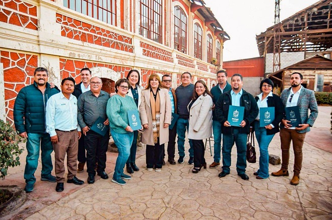 TOMA PROTESTA EL COMITÉ CIUDADANO DEL PUEBLO MÁGICO DE SANTA ROSALÍA