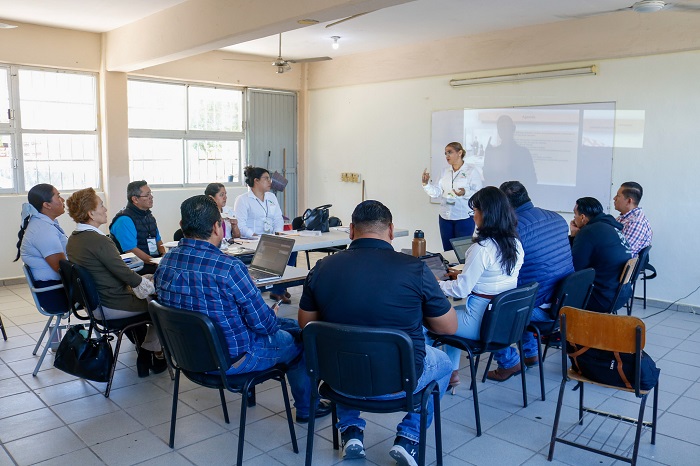 JORNADAS DE CAPACITACIÓN EN EL CECYTE BCS