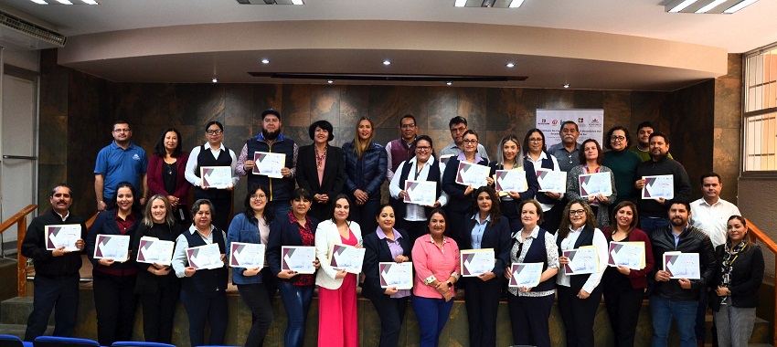CLAUSURAN CURSO DIRIGIDO A PERSONAL DE LA UABCS